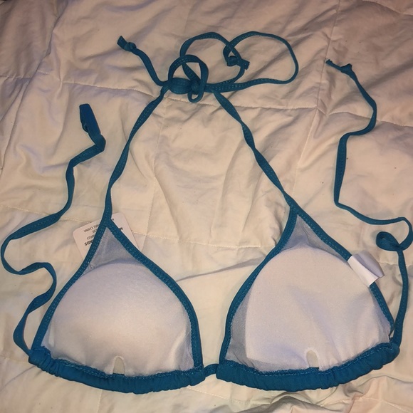 3/$20 or 5 for $25 Bundle Sale❗️ NWT Bikini Swim Top, Sz. S - Picture 2 of 2